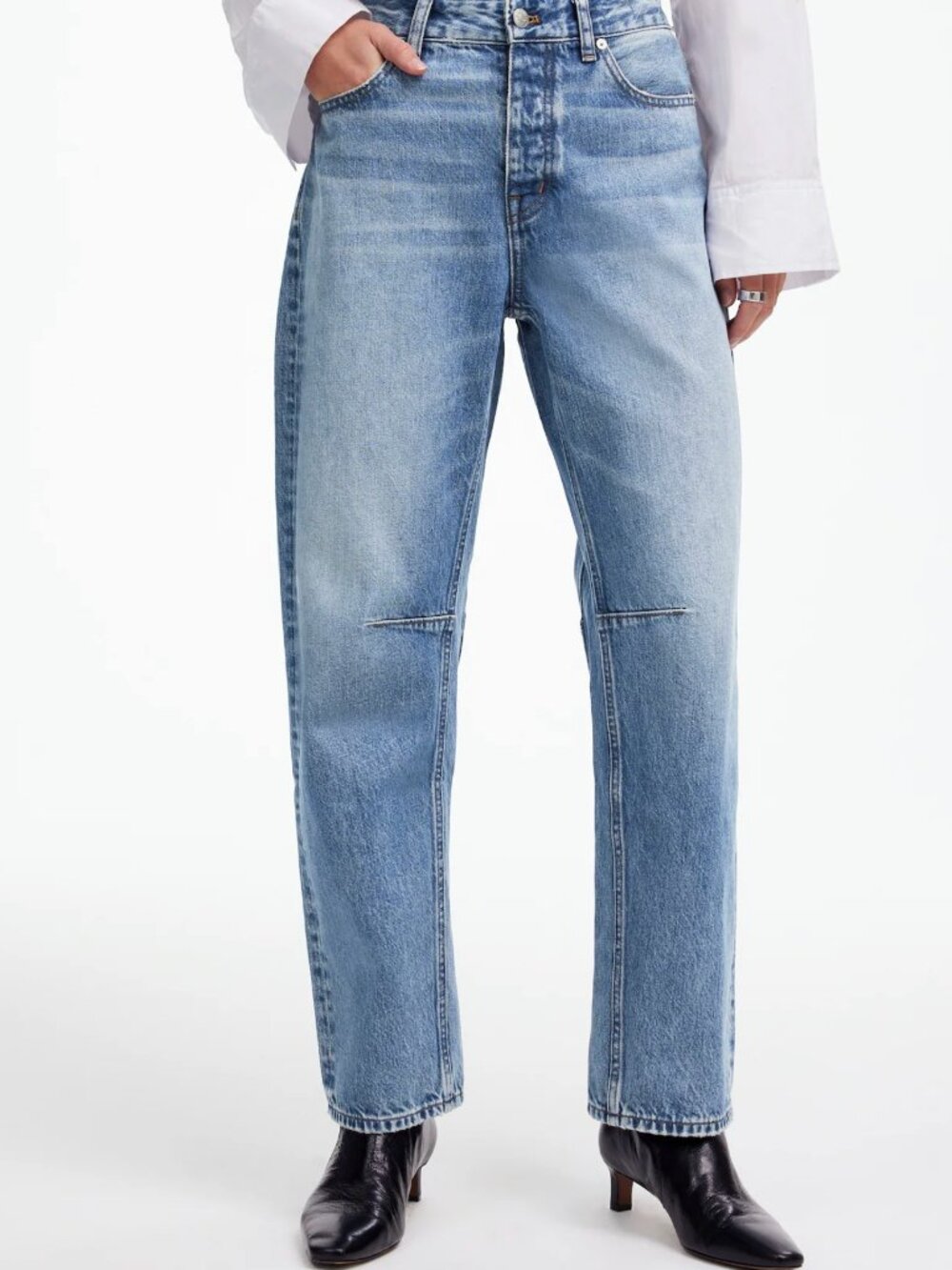 Madewell The Darted Barrel-Leg Jean - Picture 3 of 4